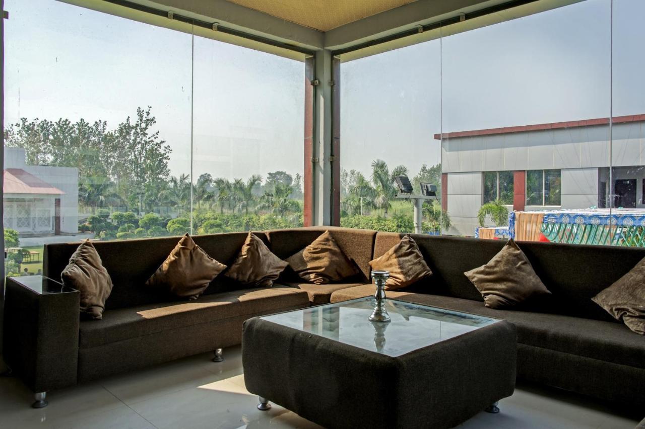 Отель Oyo 62241 Swastik Garden Dhampur Экстерьер фото