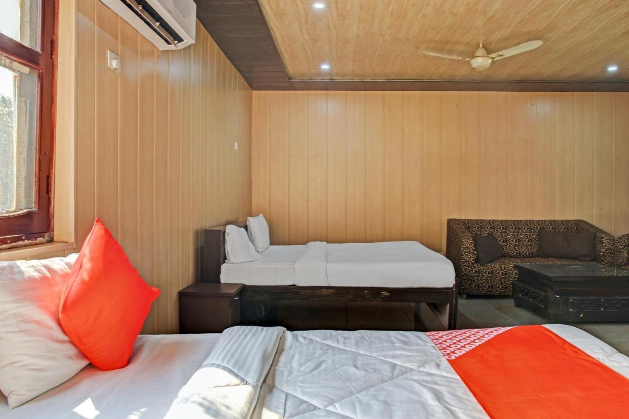 Отель Oyo 62241 Swastik Garden Dhampur Экстерьер фото