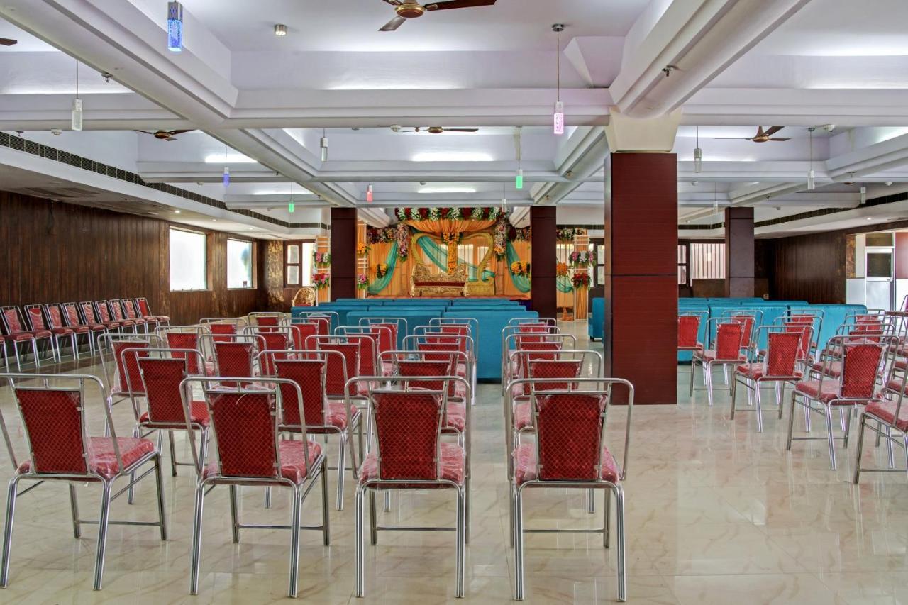 Отель Oyo 62241 Swastik Garden Dhampur Экстерьер фото